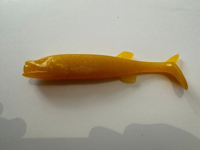 PLUK Signature Pike Shad 16cm